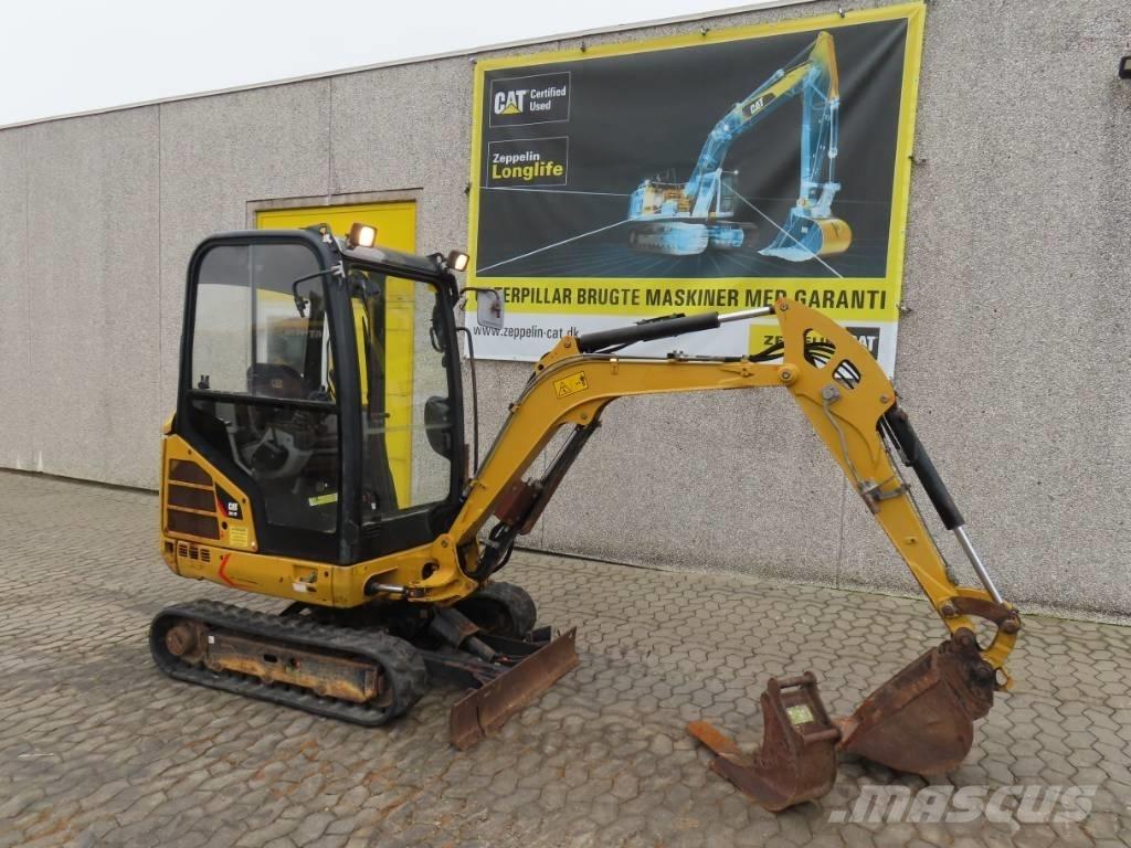CAT 301.7 D Mini kotrók < 7t