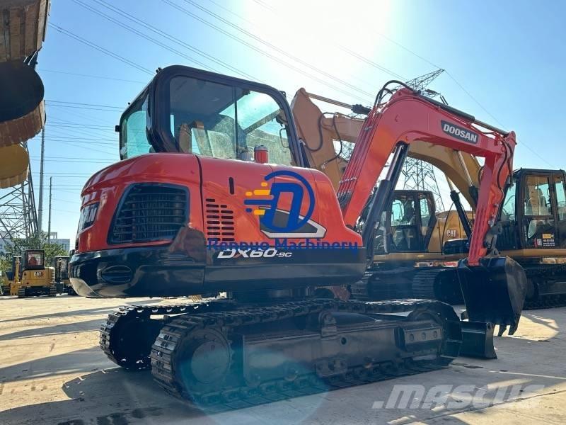 Doosan DX 60 Mini kotrók < 7t