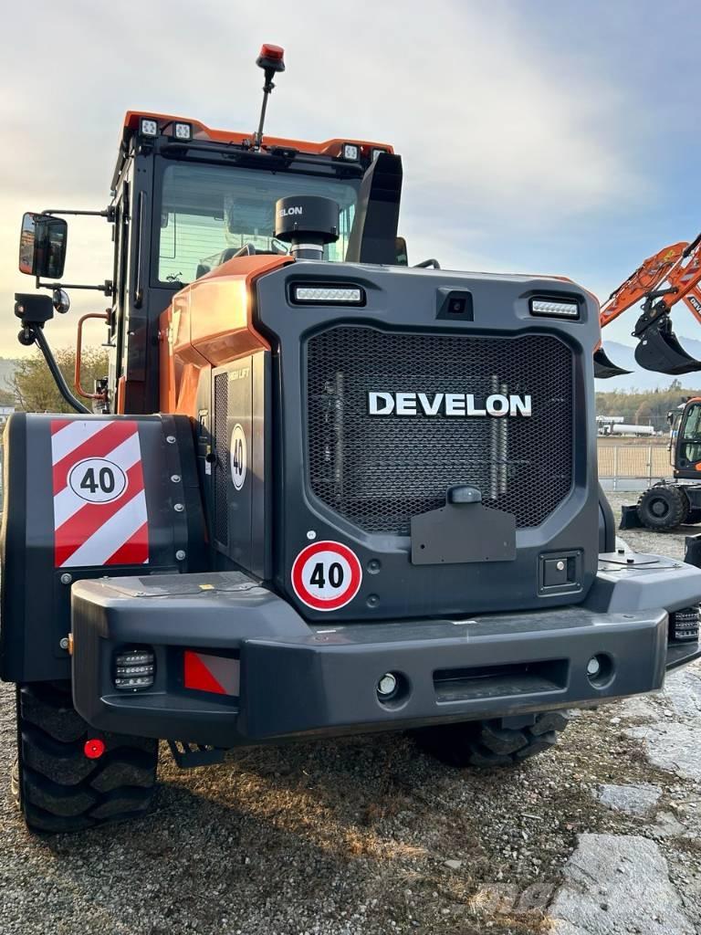 Develon DL 250-7 Gumikerekes homlokrakodók