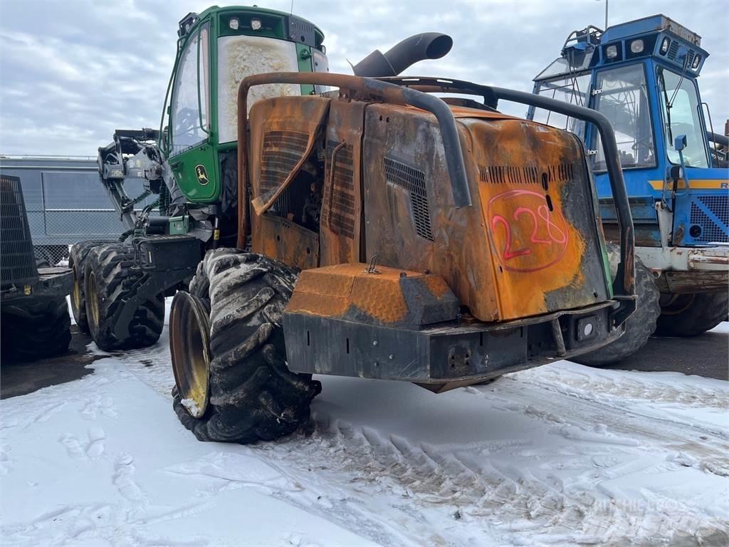 John Deere 1270G Betakarítók