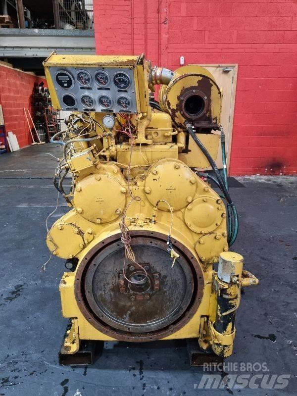 CAT D353E Motorok