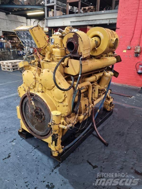 CAT D353E Motorok