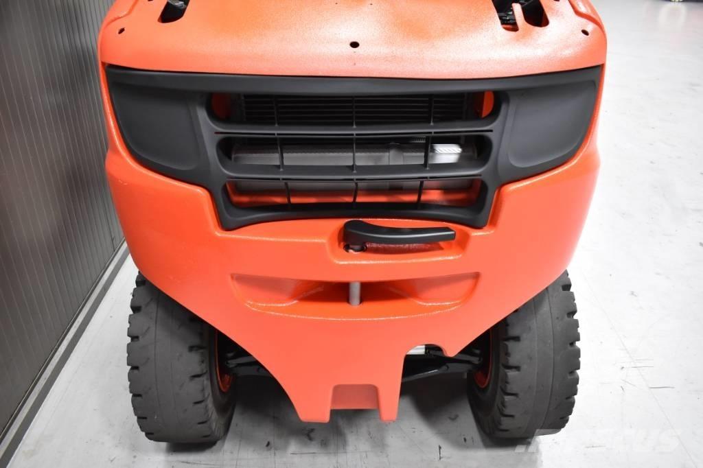 Linde H 30 T Gázüzemű targoncák