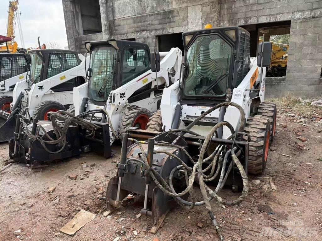 Bobcat S 220 S750 Kompaktrakodók