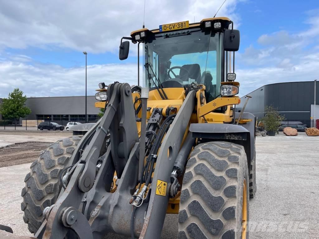 Volvo L 60 H Gumikerekes homlokrakodók