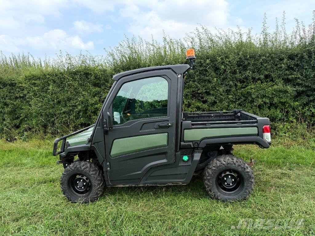John Deere XUV 865 Haszongépek