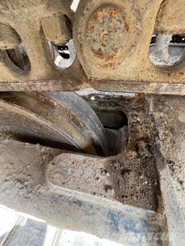 CAT 320 FL Lánctalpas kotrók