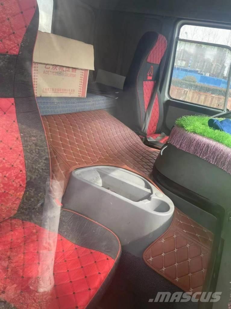 Howo 371 8x4 Billenő teherautók