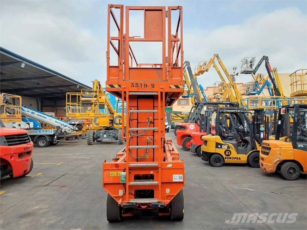 JLG 180 12 Ollós emelők