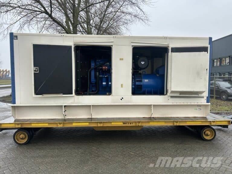 FG Wilson P715-3 Dízel áramfejlesztők