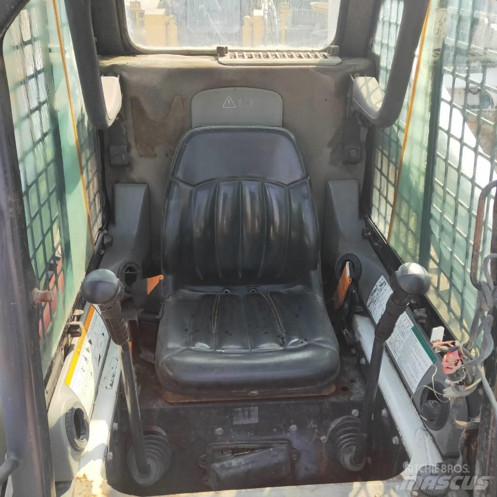 Bobcat S300 Kompaktrakodók
