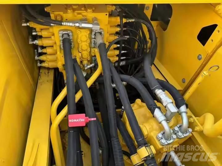 Komatsu PC210lc Lánctalpas kotrók