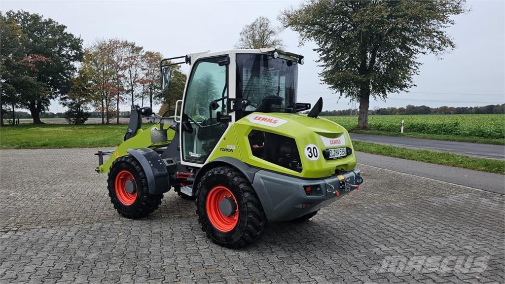 CLAAS Torion 535 Gumikerekes homlokrakodók