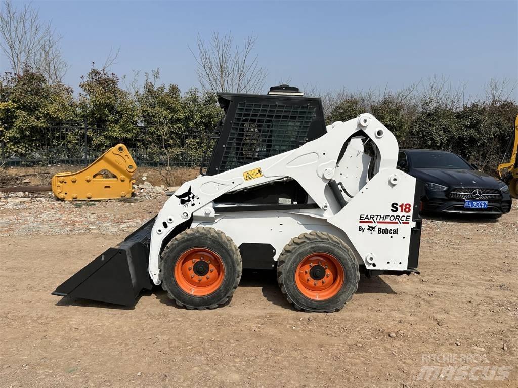 Bobcat S 18 Kompaktrakodók