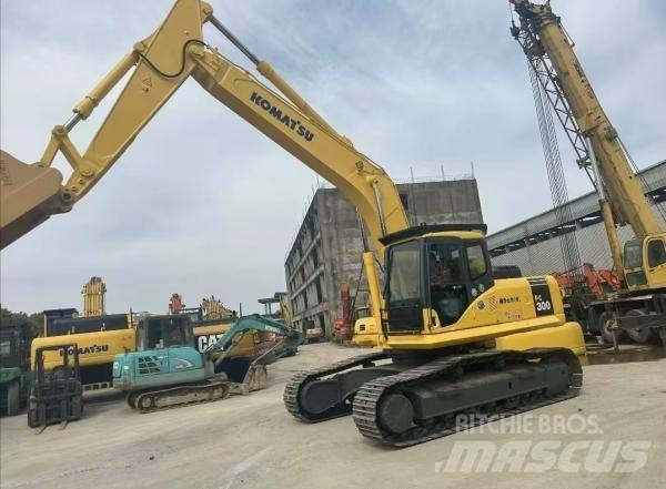 Komatsu PC 300 Lánctalpas kotrók