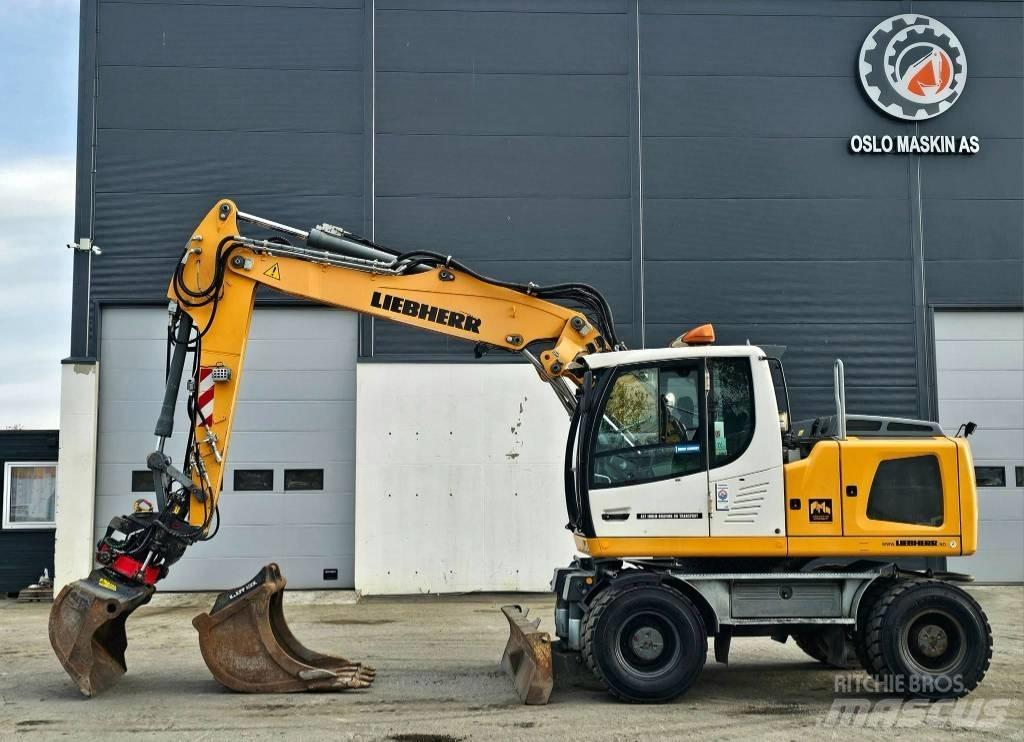 Liebherr A 916 Gumikerekes kotrók