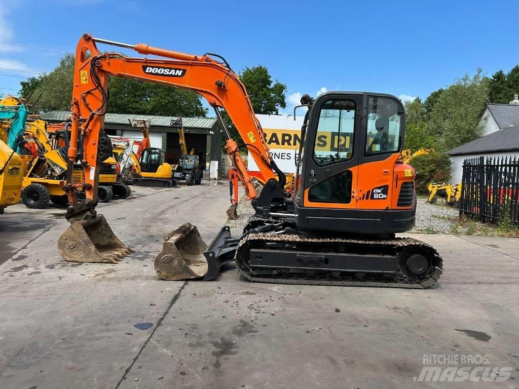 Doosan DX 80 R Közepes (midi) kotrók 7 t - 12 t