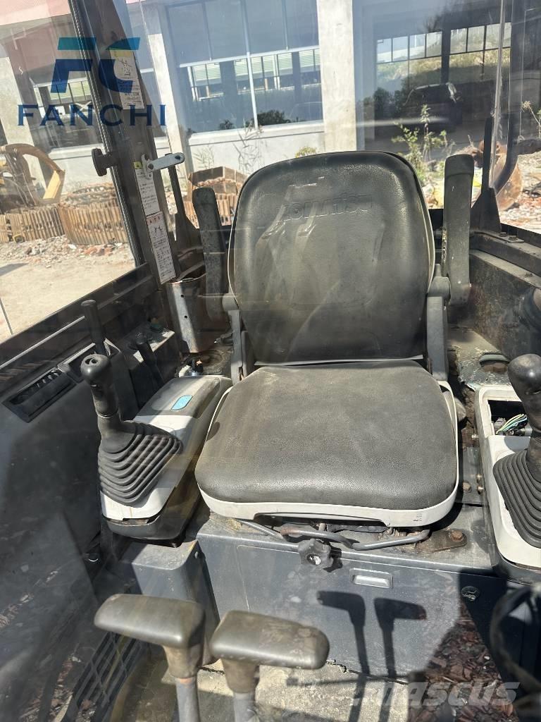 Komatsu PC 35 MR Mini kotrók < 7t