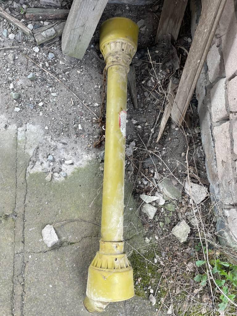 Junkkari 1300/4 Rögzített trágyaszórók