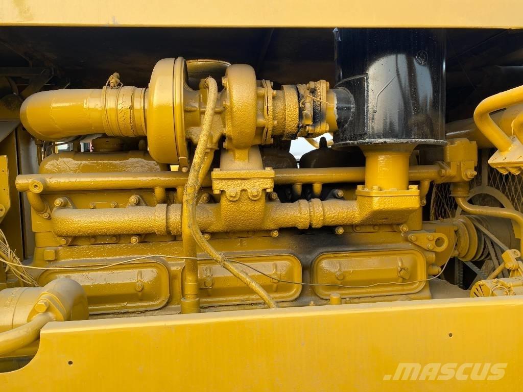 CAT D 6 D lánctalpas dózerek
