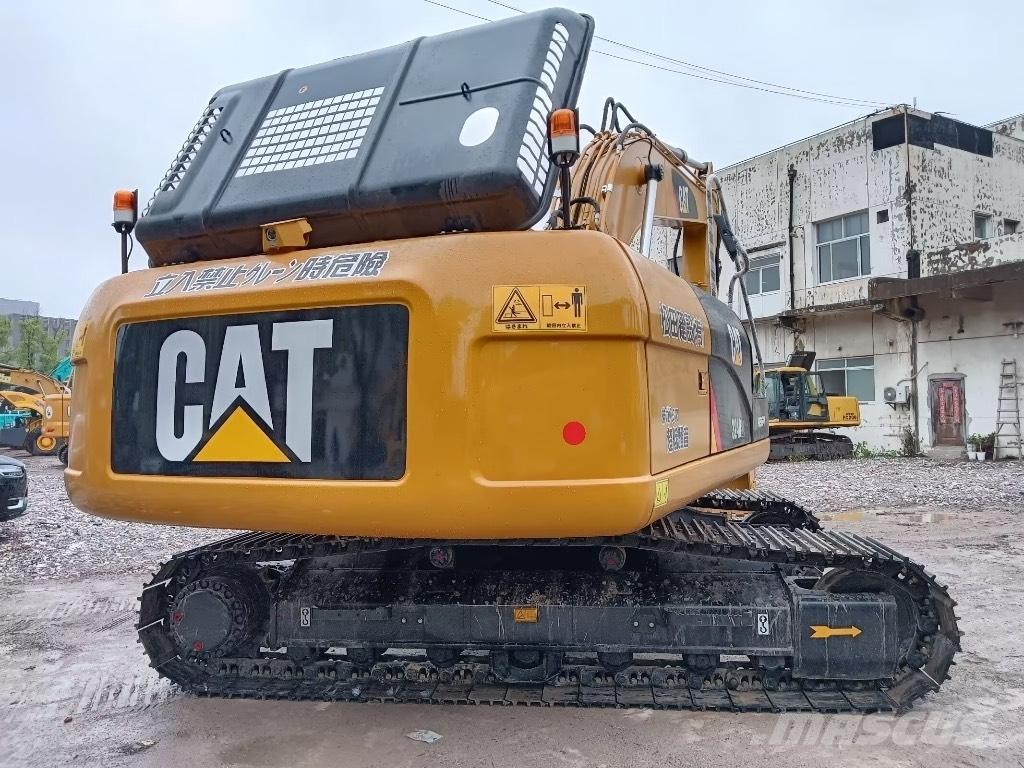 CAT 324 D L Lánctalpas kotrók