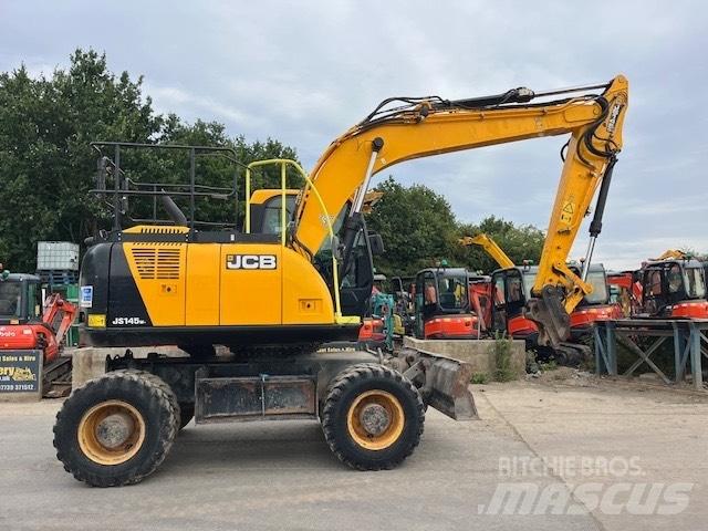 JCB JS 145 W Gumikerekes kotrók