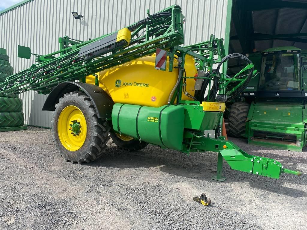John Deere 740 i Vontatott trágyaszórók