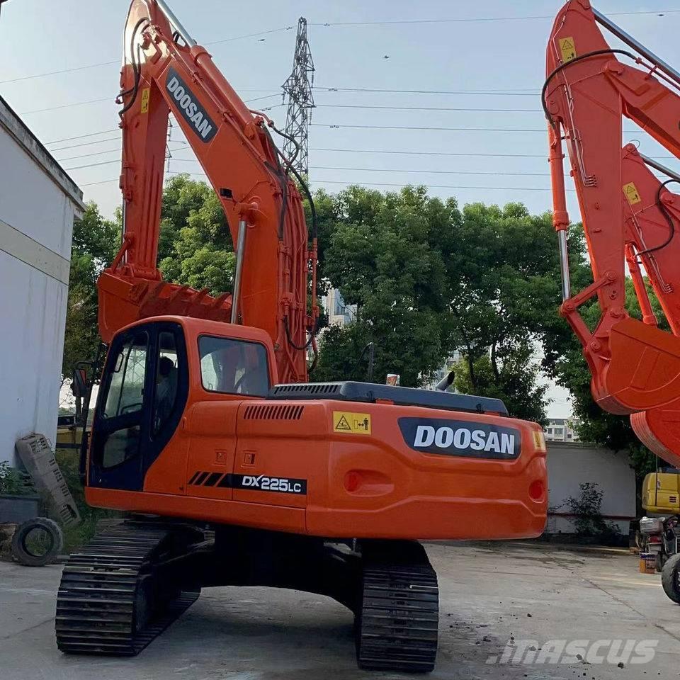Doosan dx225 Lánctalpas kotrók