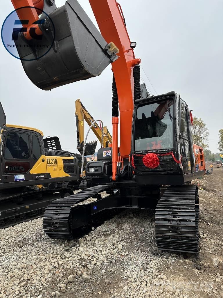 Hitachi ZX 200 Lánctalpas kotrók