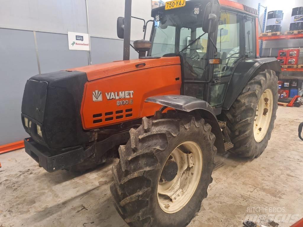 Valtra Valmet 8100E Traktorok