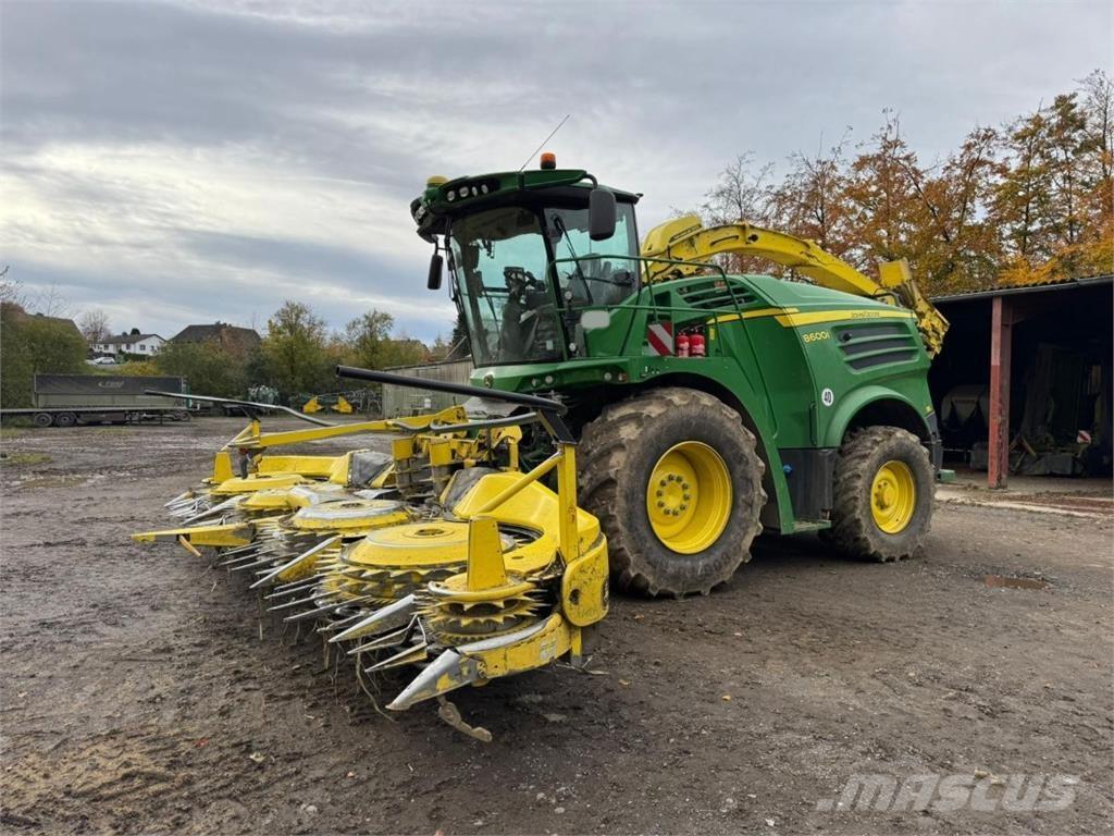 John Deere 8600i Szecskázók