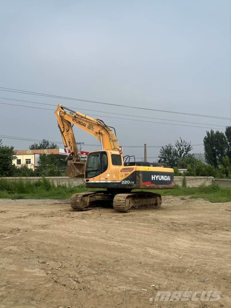 Hyundai R220-9S Lánctalpas kotrók