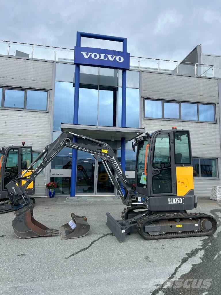 Volvo ECR 25 D Mini kotrók < 7t