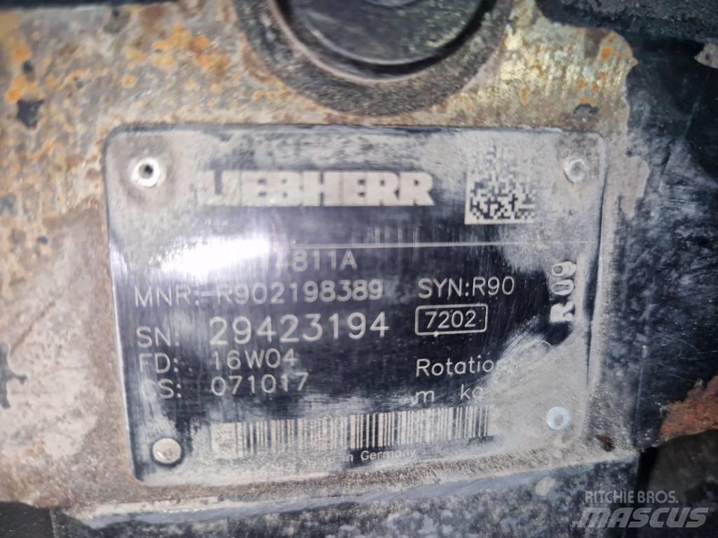 Liebherr L 586 Hidraulika