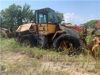 Komatsu WA 250 Gumikerekes homlokrakodók