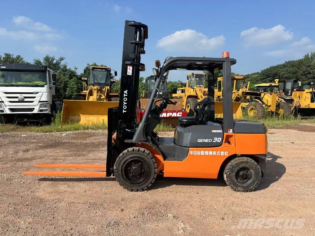 Toyota 30 forklift Dízel targoncák