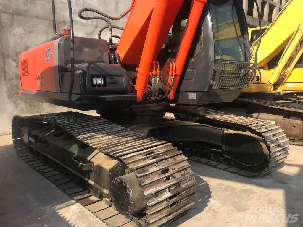 Hitachi ZX 200-6 Lánctalpas kotrók