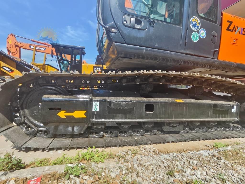 Hitachi ZX 130 Lánctalpas kotrók