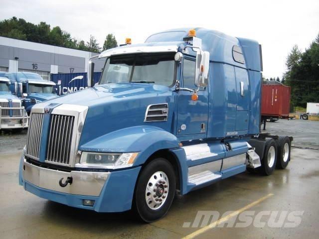 Western Star 5700 XE Nyergesvontatók