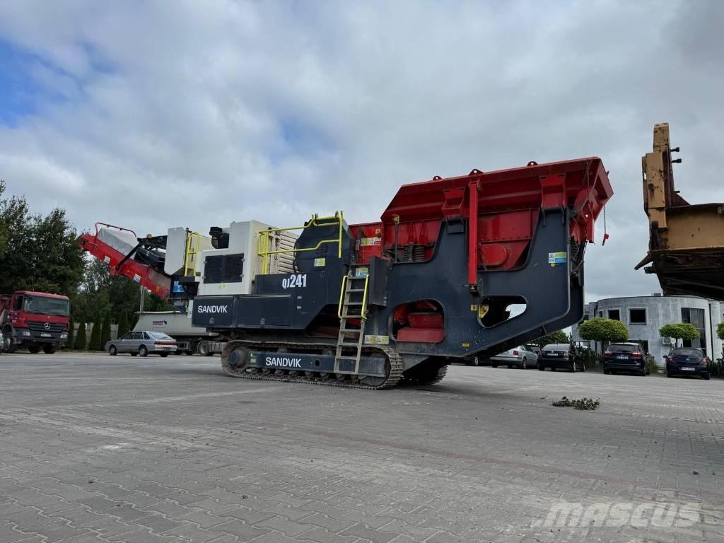 Sandvik QJ 241 Mobil törőgépek