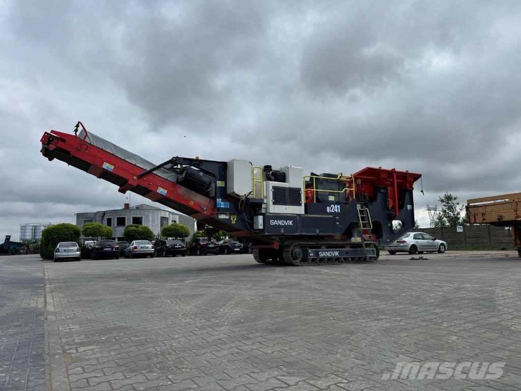 Sandvik QJ 241 Mobil törőgépek