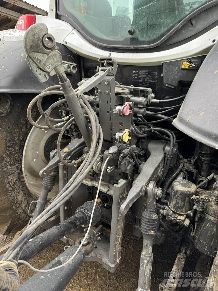 Valtra N174 Traktorok