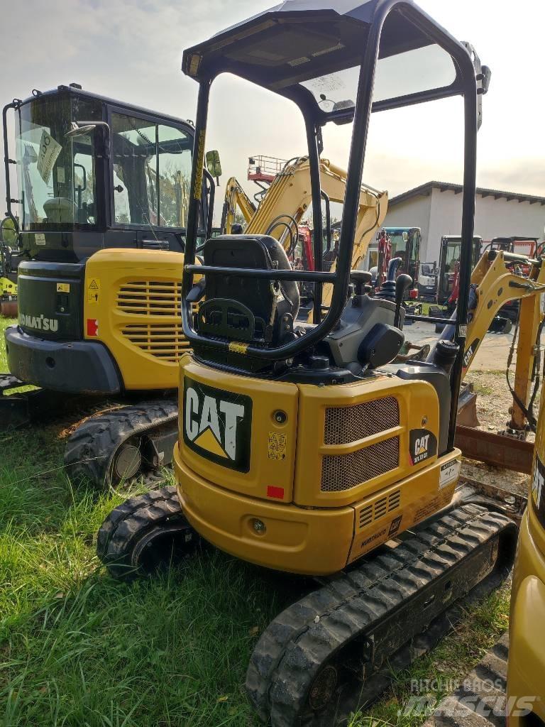 CAT 301.7 Mini kotrók < 7t