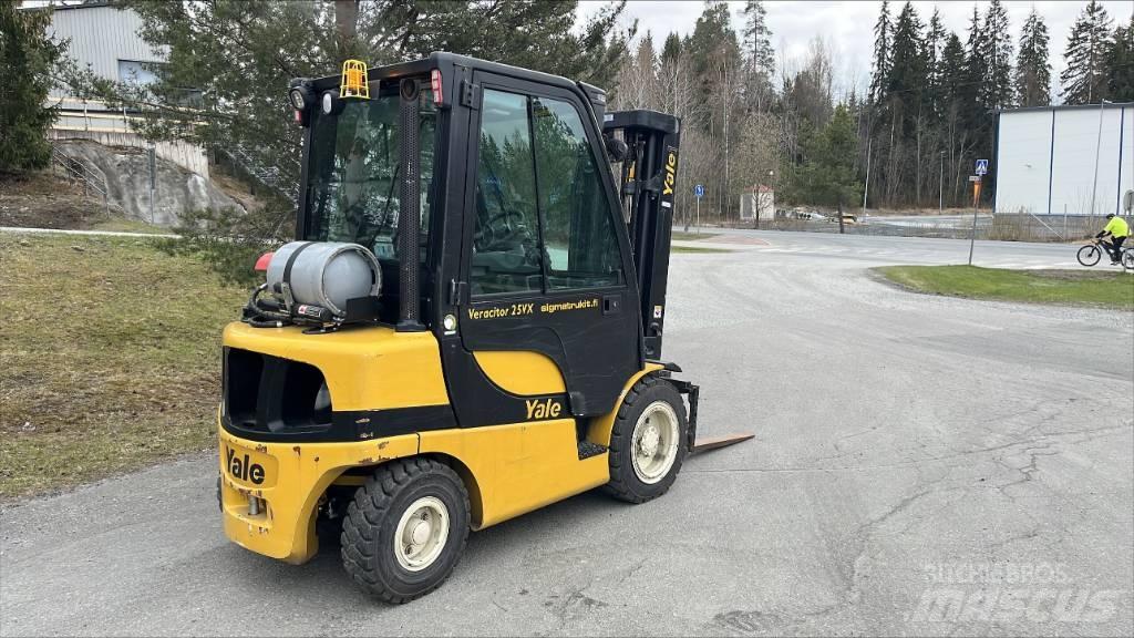 Yale GLP 25 VX Gázüzemű targoncák