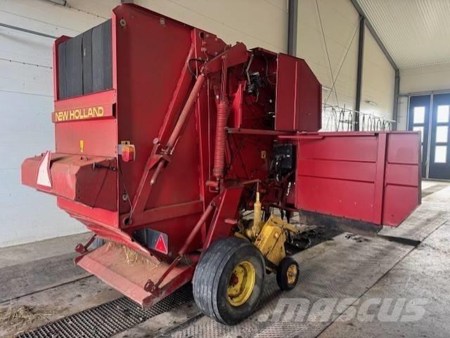 New Holland 654 Körbálázók