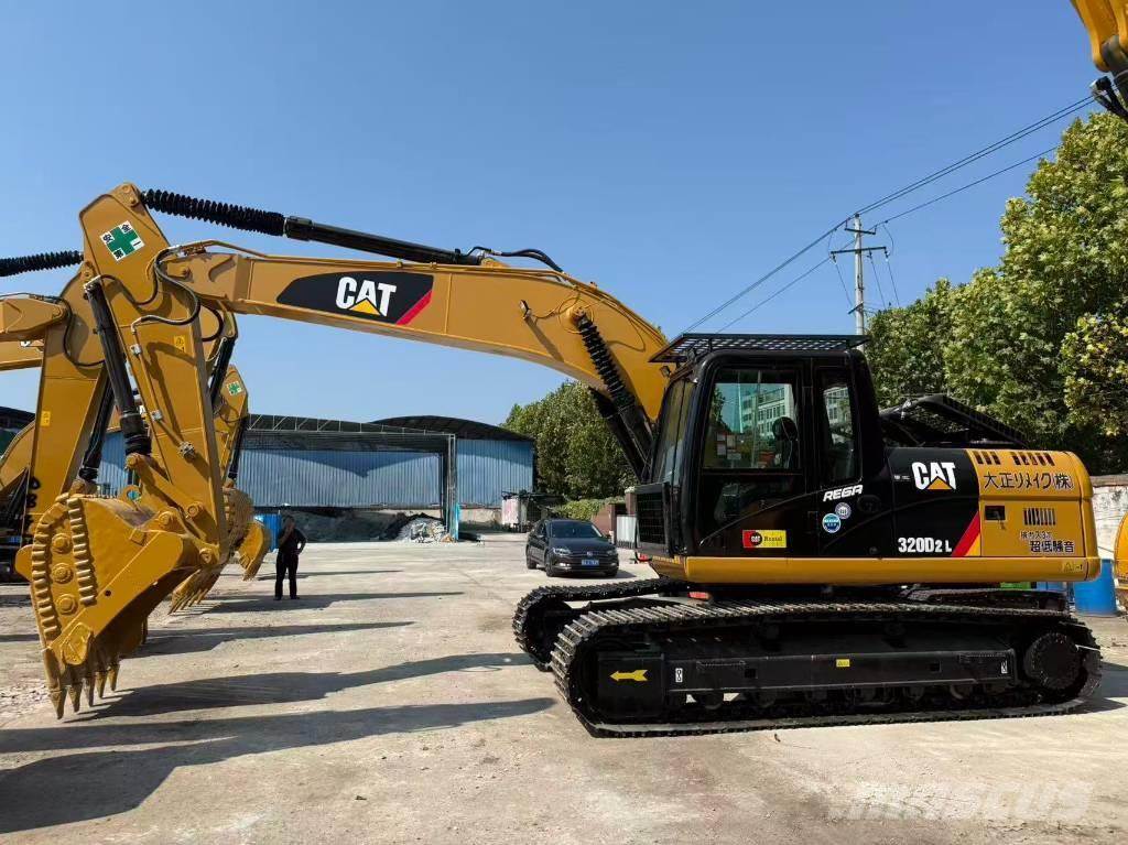 CAT 320 D Lánctalpas kotrók