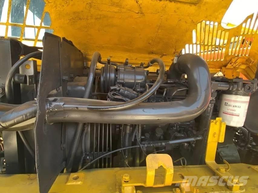 Komatsu PC60-7 Lánctalpas kotrók