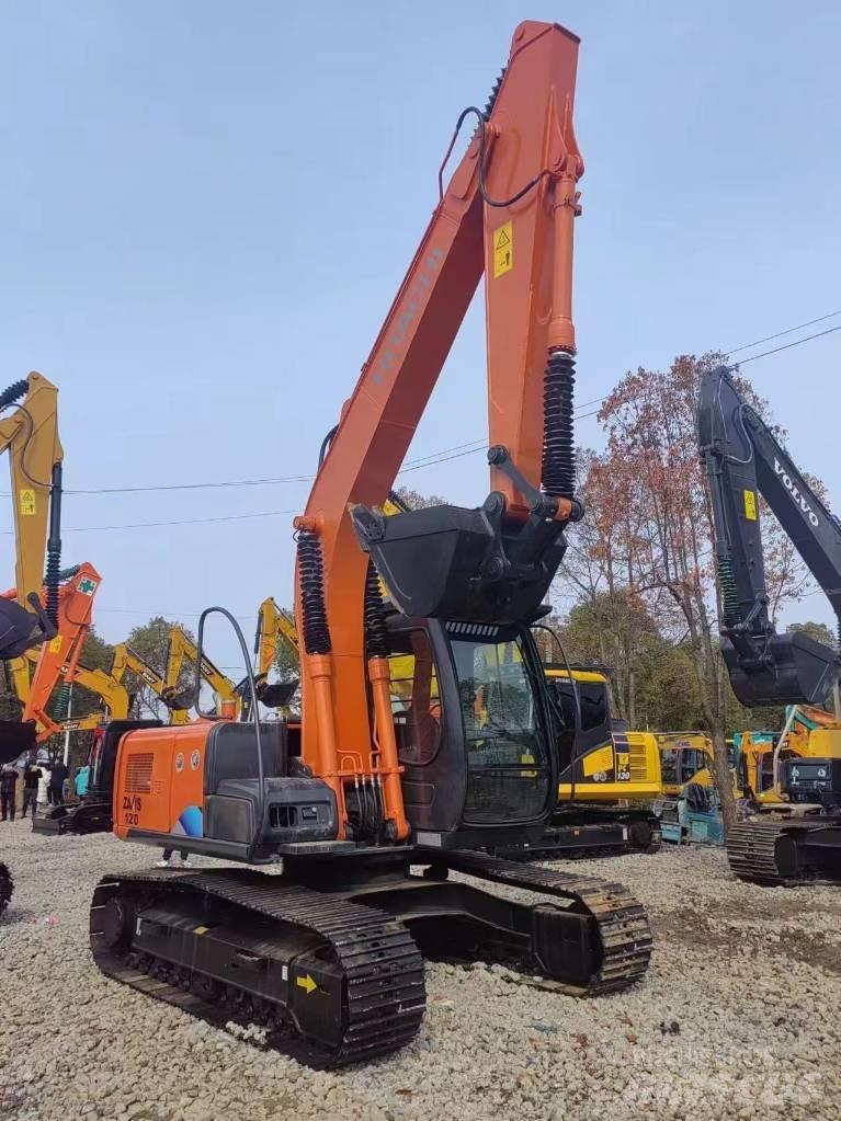 Hitachi ZX 120 Közepes (midi) kotrók 7 t - 12 t