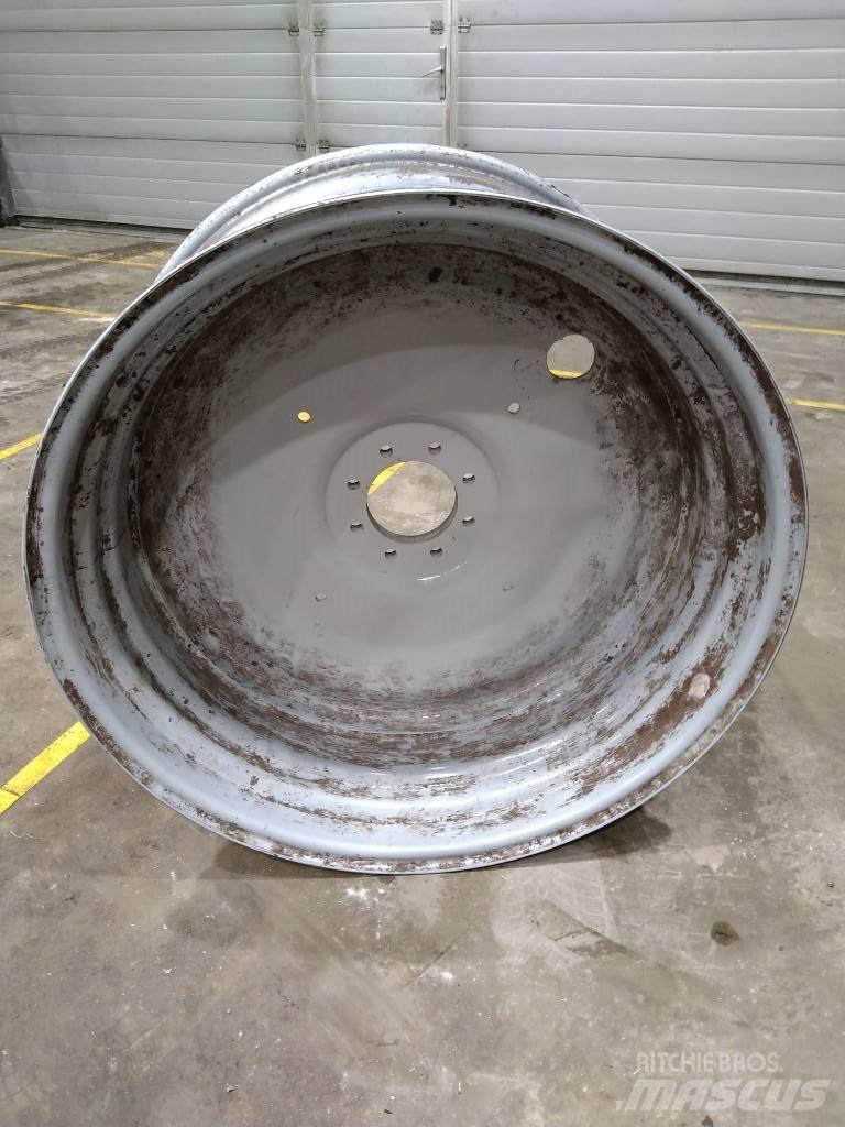 Massey Ferguson 7718 Gumiabroncsok, kerekek és felnik