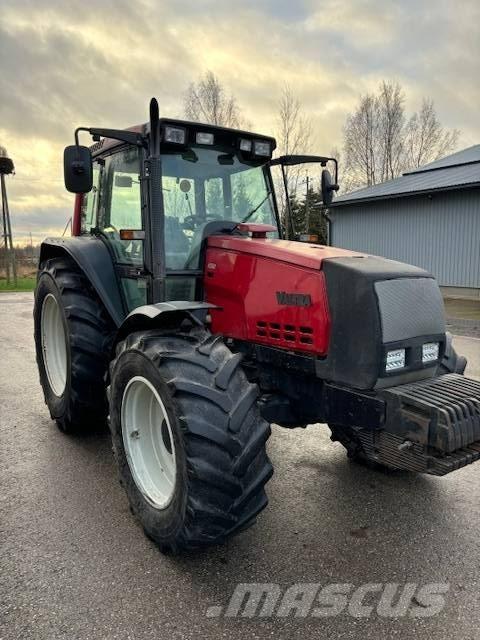 Valtra 6550 HiTech Traktorok